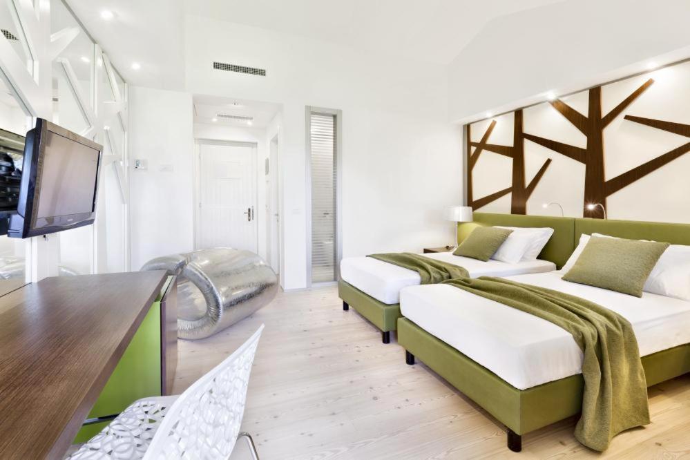 Ai Cadelach Hotel Giulia Revine Lago Exterior foto