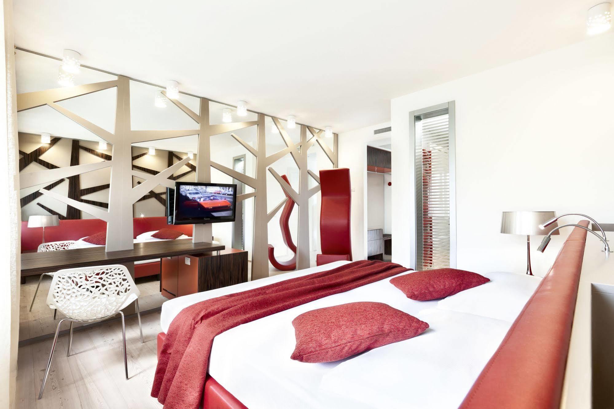 Ai Cadelach Hotel Giulia Revine Lago Exterior foto