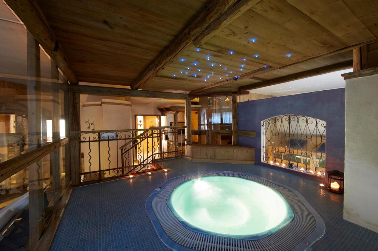 Ai Cadelach Hotel Giulia Revine Lago Exterior foto